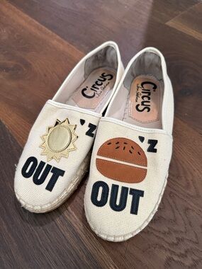 Sam Edelman Circus Suns Out Buns Out Flats